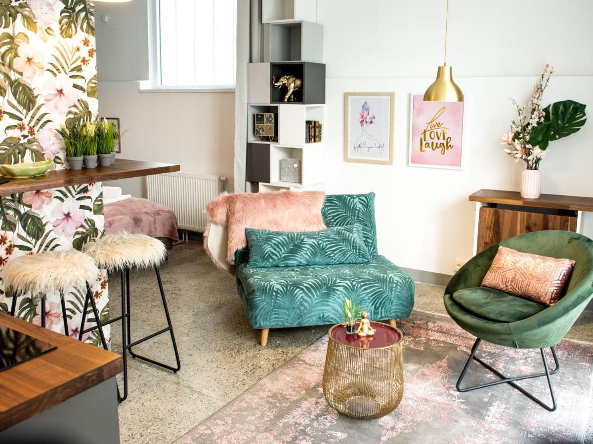 Hideaways - Nikolai Homes Apartamento