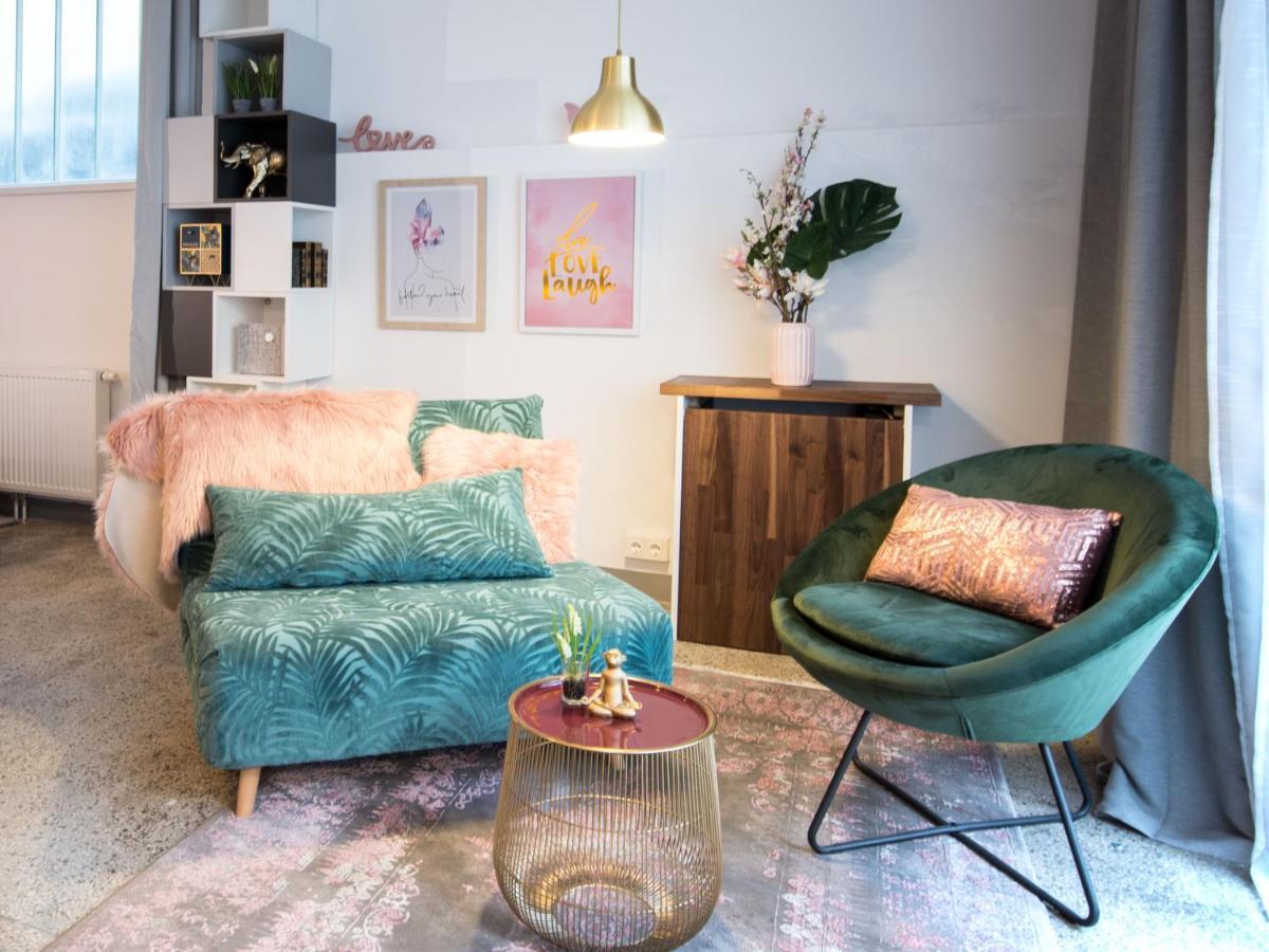 Apartamento Hideaways - Nikolai Homes