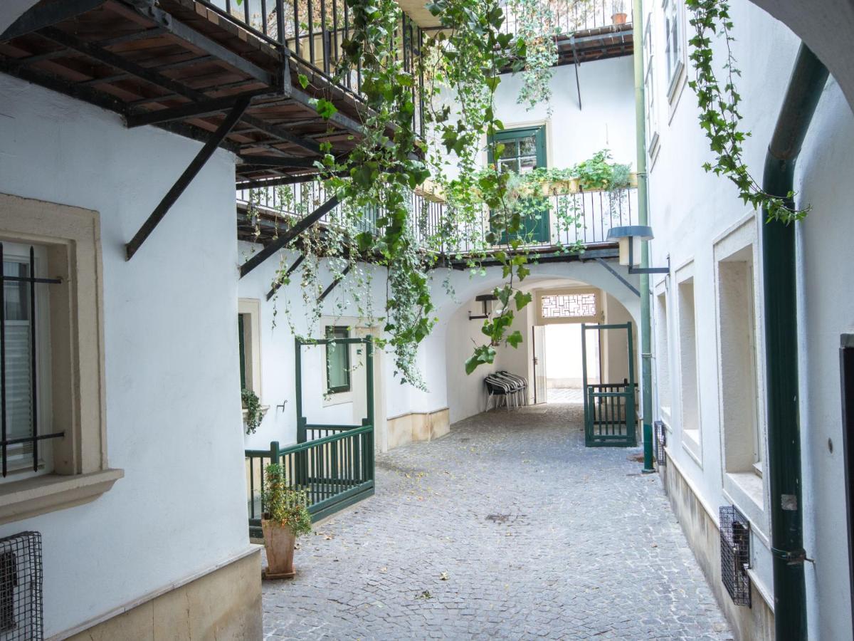 Hideaways - Nikolai Homes * Viena